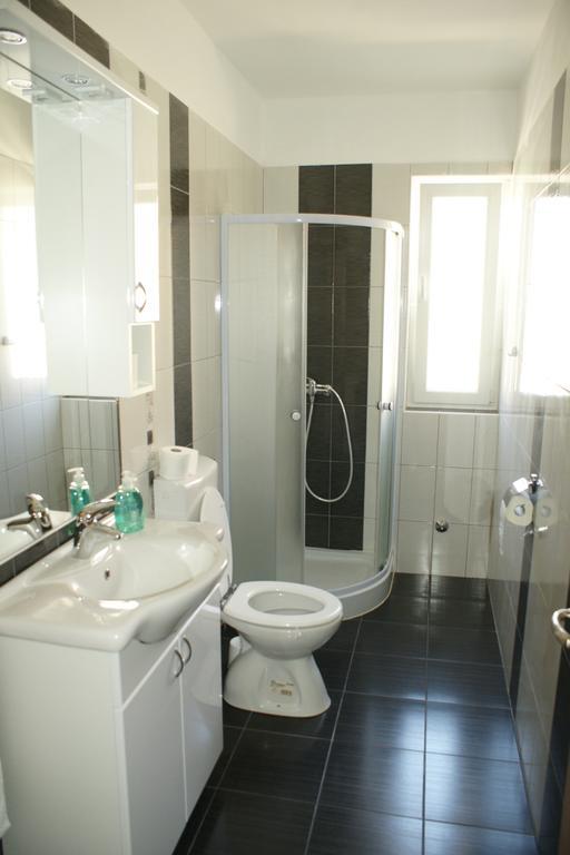 Apartments Martina Bibinje Habitación foto